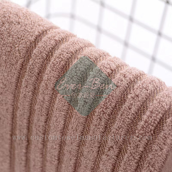 China EverBen Custom dinosaur beach towel Supplier ISO Audit Embroidery Best Quality Blue Bamboo Towels Factory